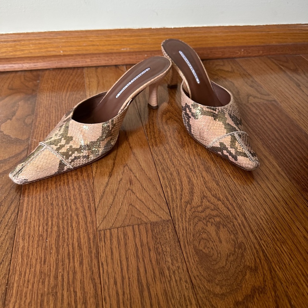 Donald J. Pliner Tan and Brown Heels with Pointed Toe